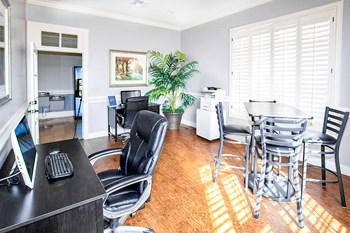 Co working business center Sonoma Grande apartments Tulsa